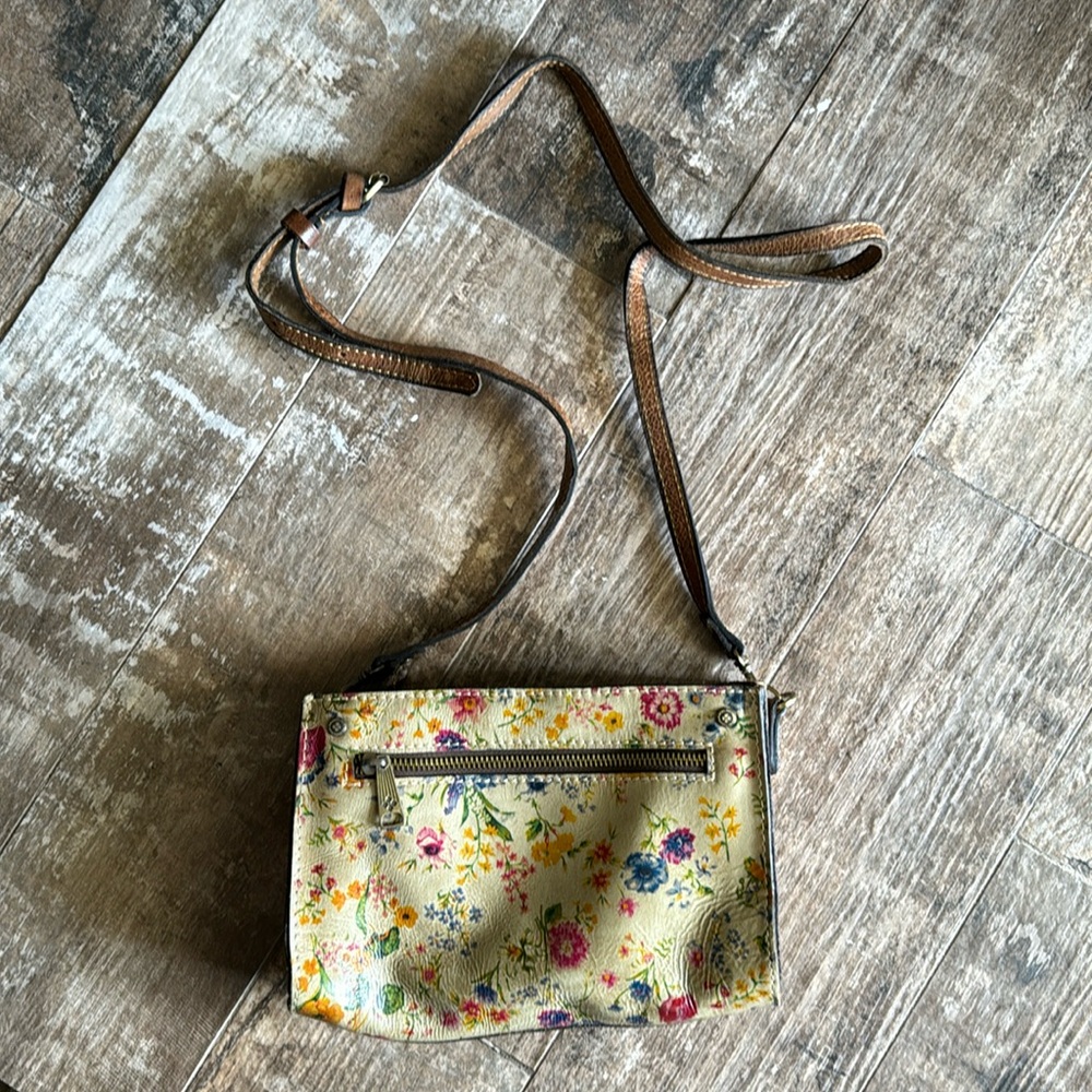 Patricia Nash small purse 
Good condition